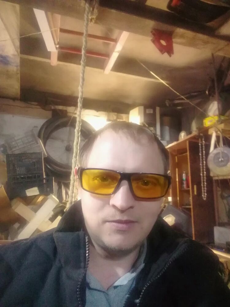  33793214  Alexander, 36 ,    