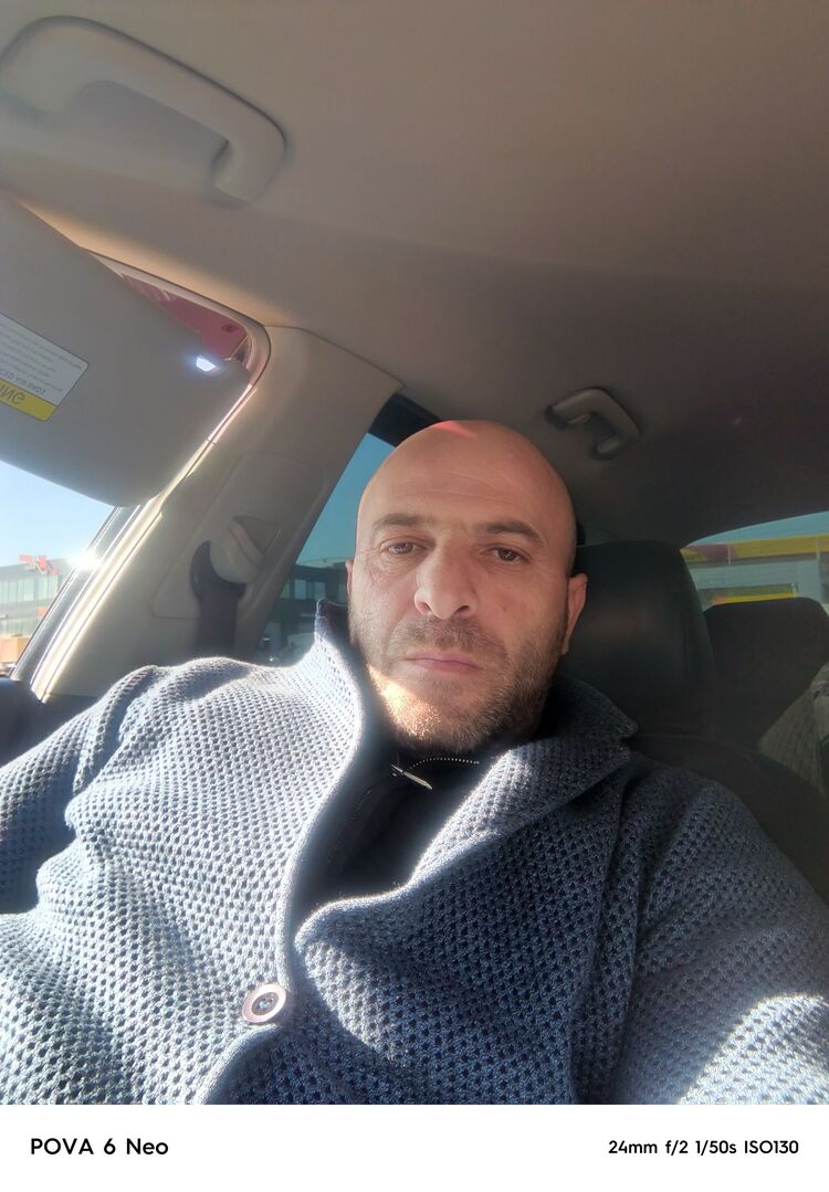  52204194  , 39 ,    -
