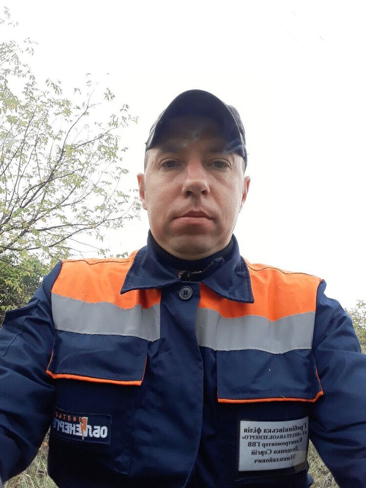  26410424  Sergey, 47 ,    