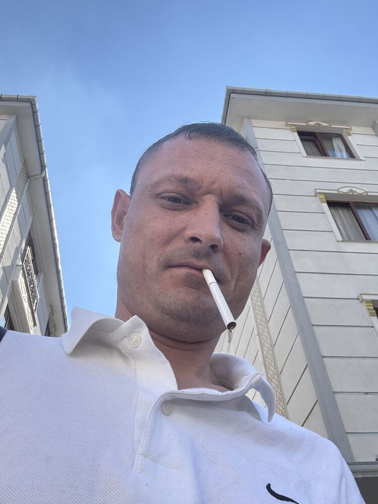  46676804  , 37 ,    