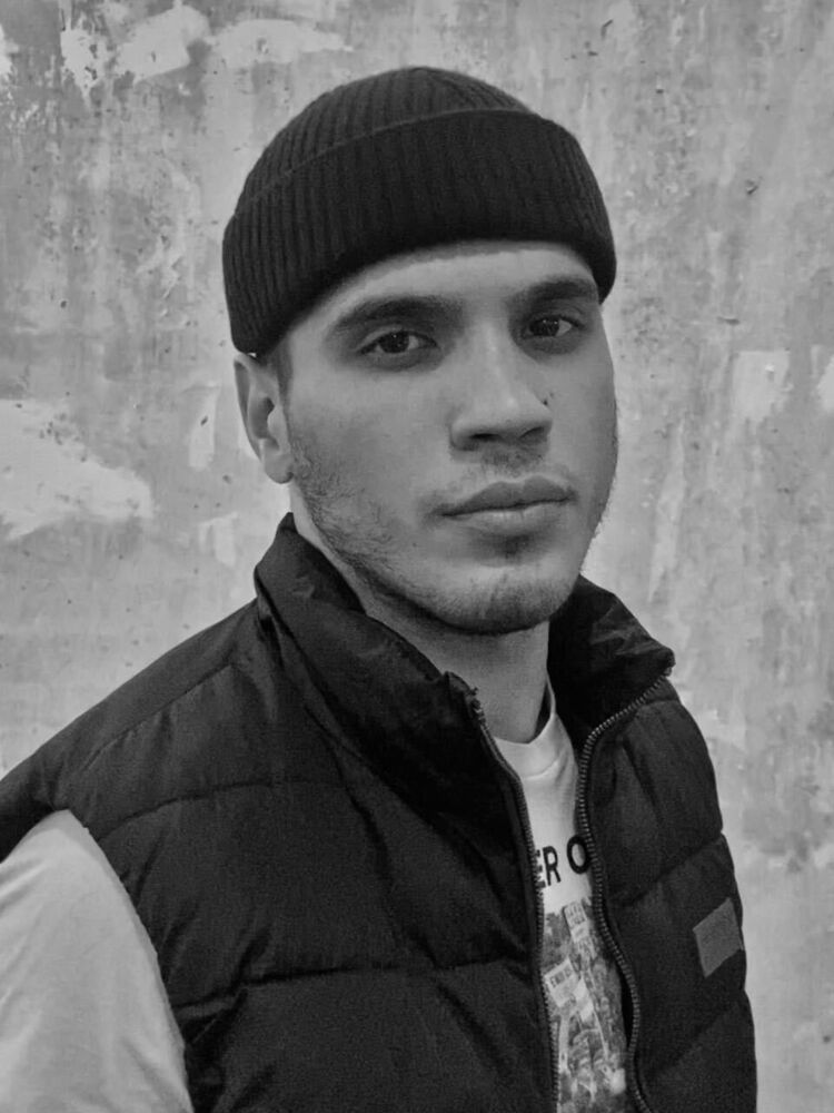  ,   Ismail, 26 ,  