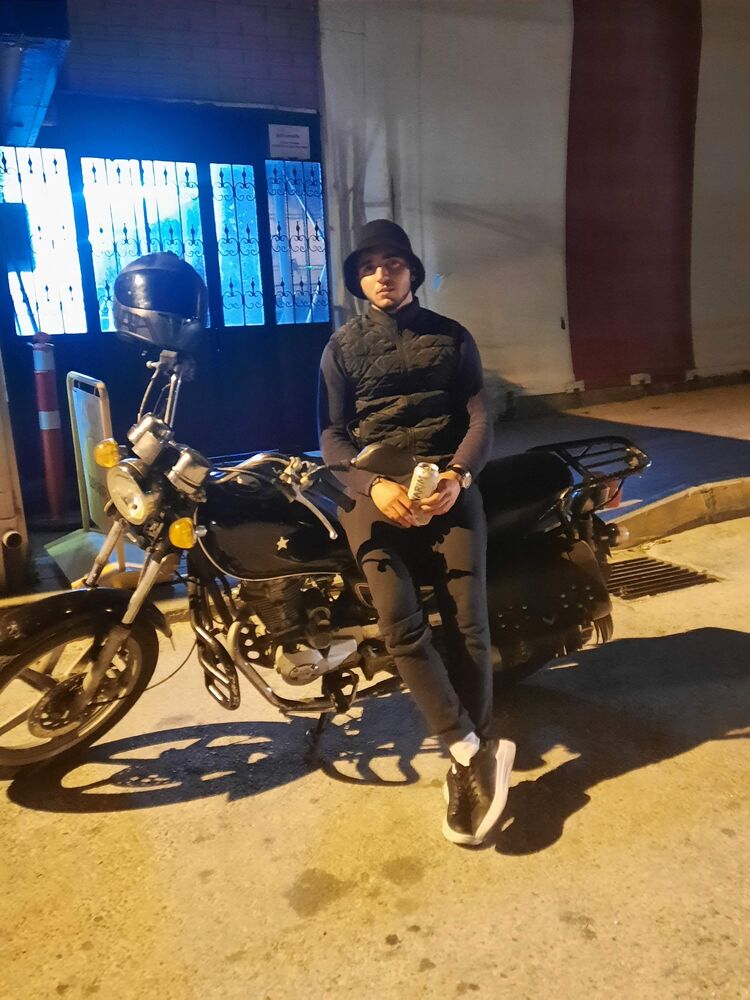  45573194  Haf, 25 ,    