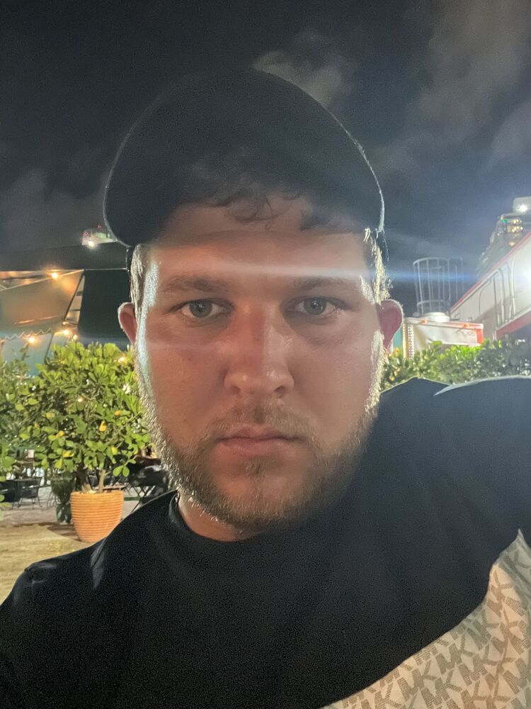  27225734  Oleg, 33 ,    Hallandale Beach