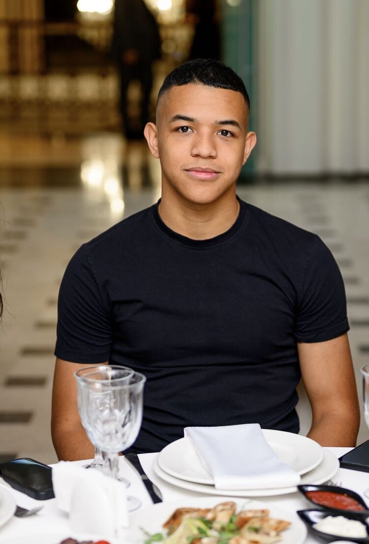  54698024  , 27 ,    --