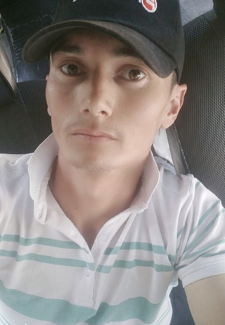  ,   Fazlitdin, 32 ,     , c 