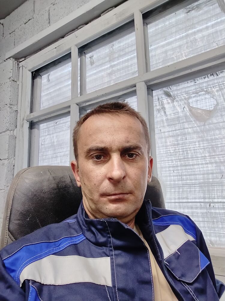  52881324  , 39 ,    