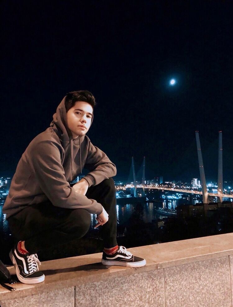  -,   , 24 ,   ,   