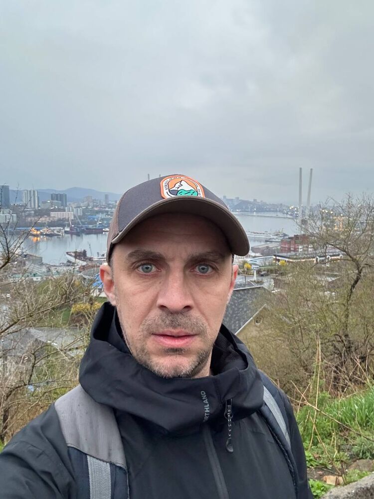  54237944  , 41 ,    -