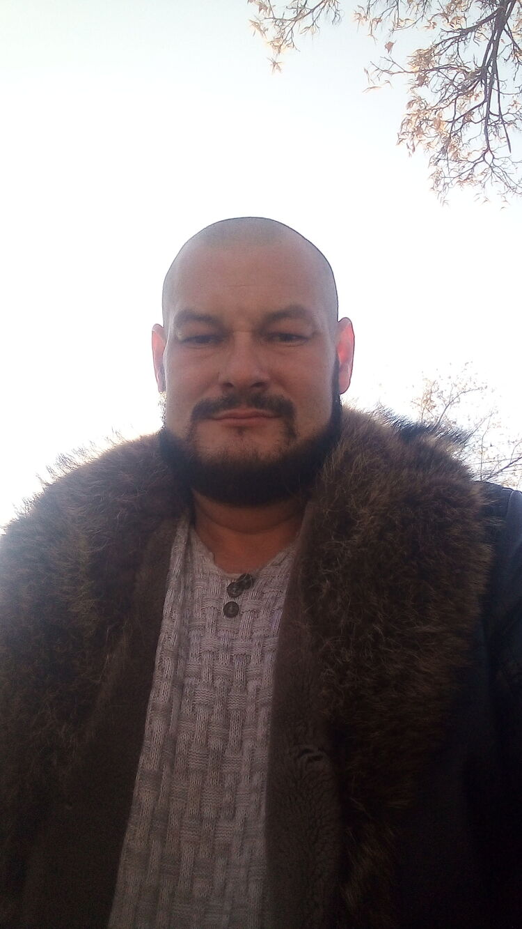  ,   Aleksandr, 43 ,   ,   , c , 