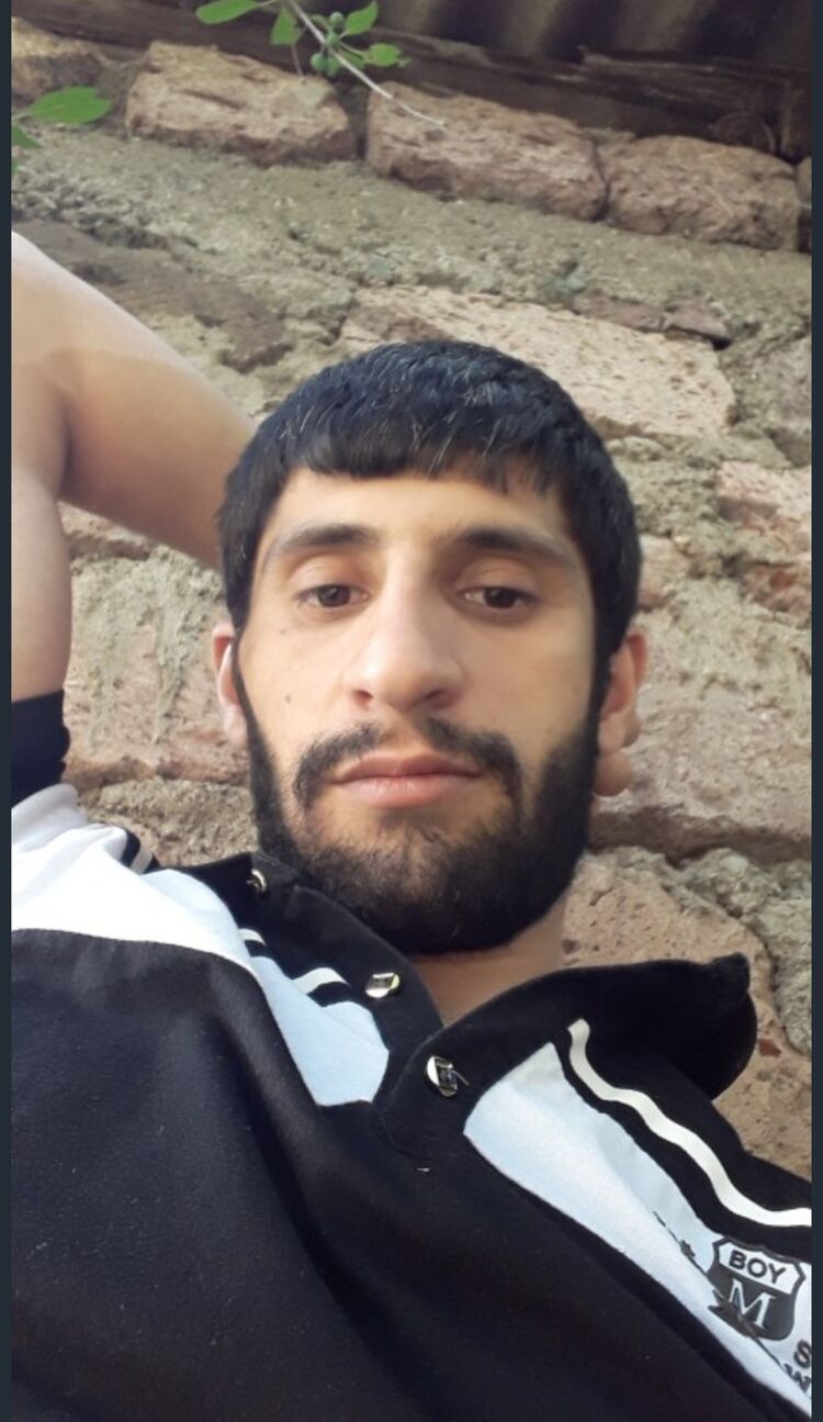  49730694  , 33 ,    