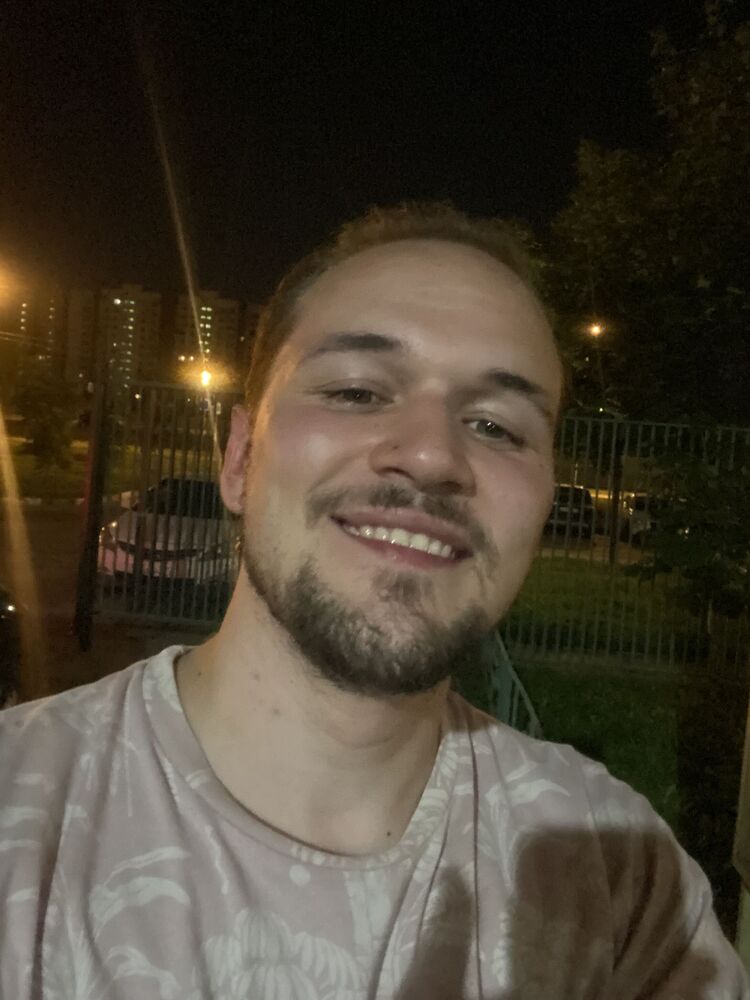  42833164  , 28 ,    