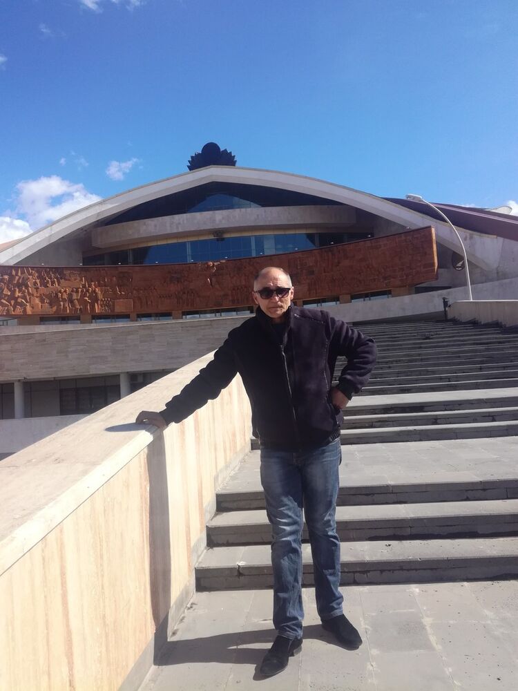  11789014  Aleksan, 55 ,    