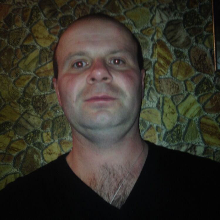  ,   Leo, 41 ,   