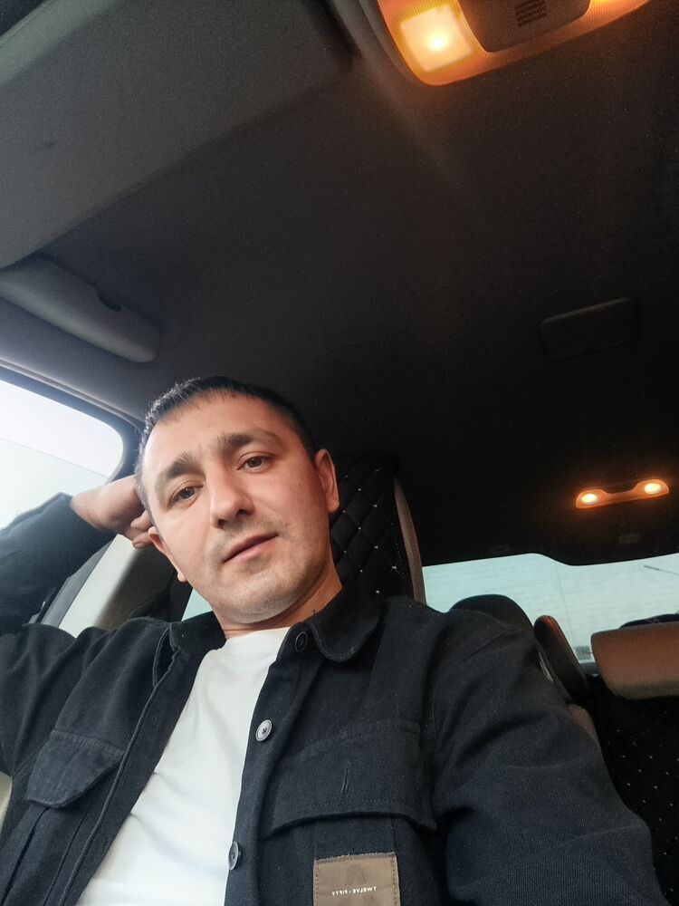  54154274  Elnur, 38 ,     