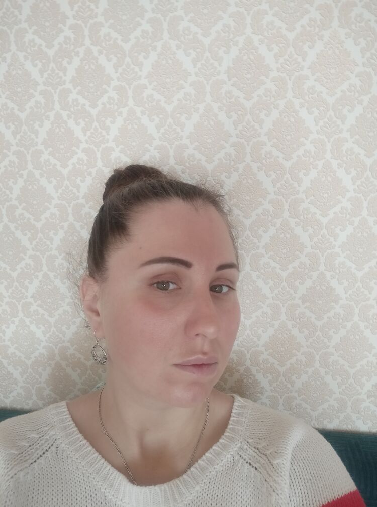  42558714  , 37 ,    