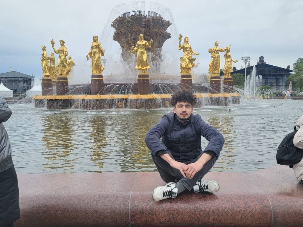  39873434  Moxamed, 22 ,    