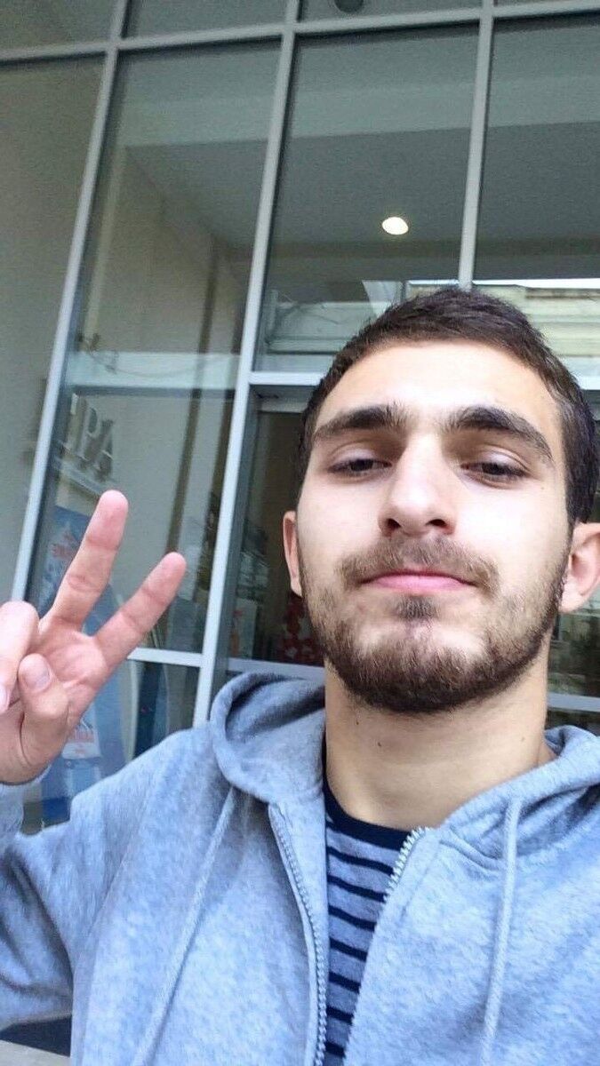  15703774  Giorgi, 28 ,    