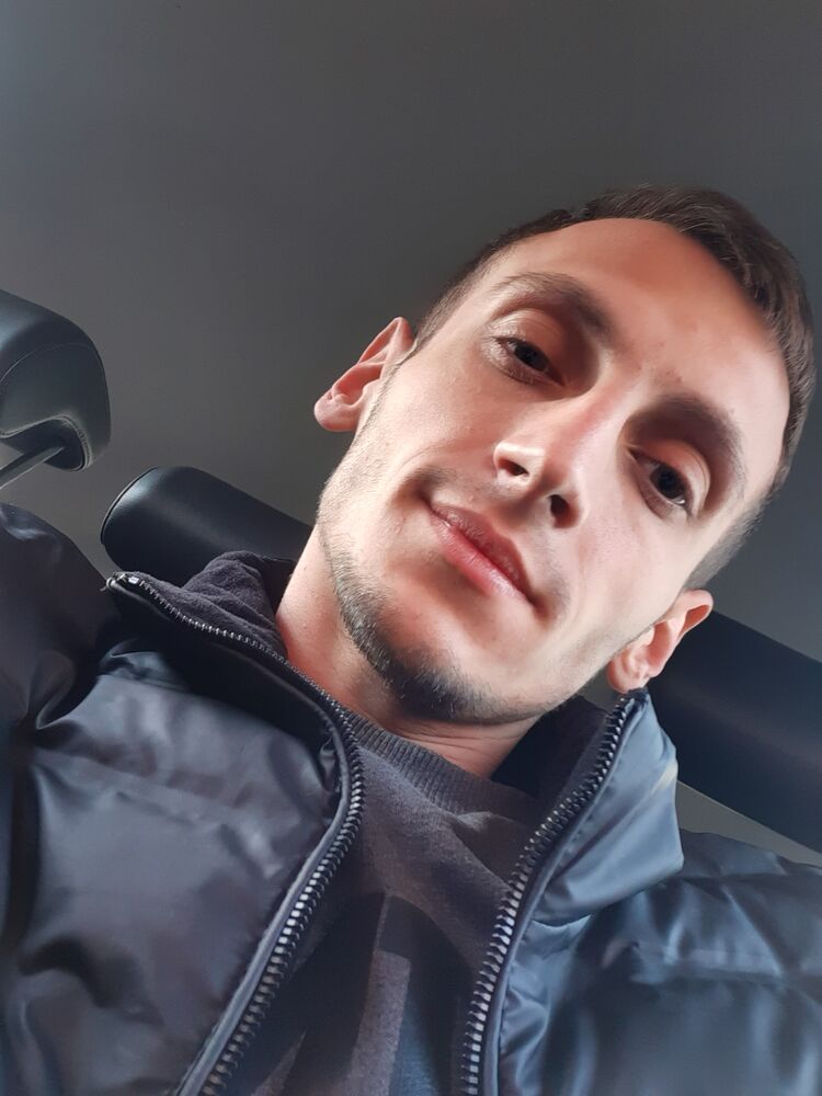  34726694  , 27 ,    