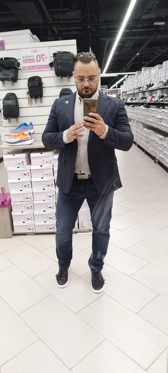 52878554  , 39 ,    