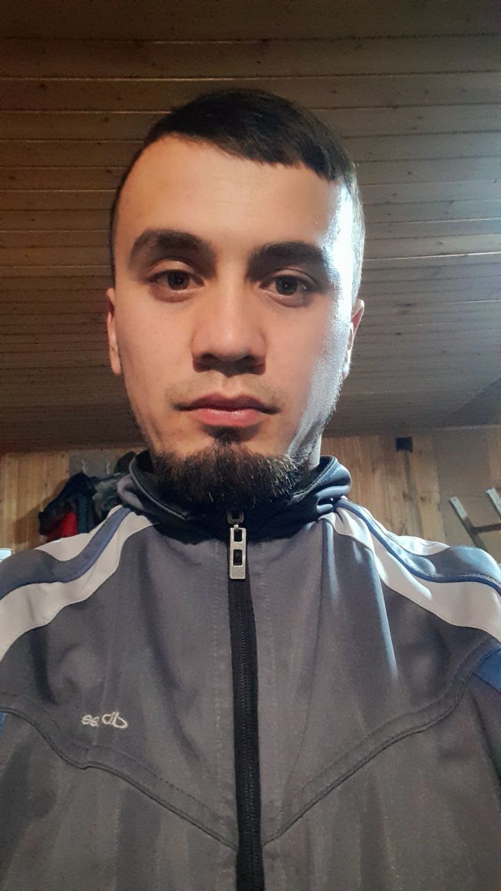 ,   Aziko, 27 ,   ,   