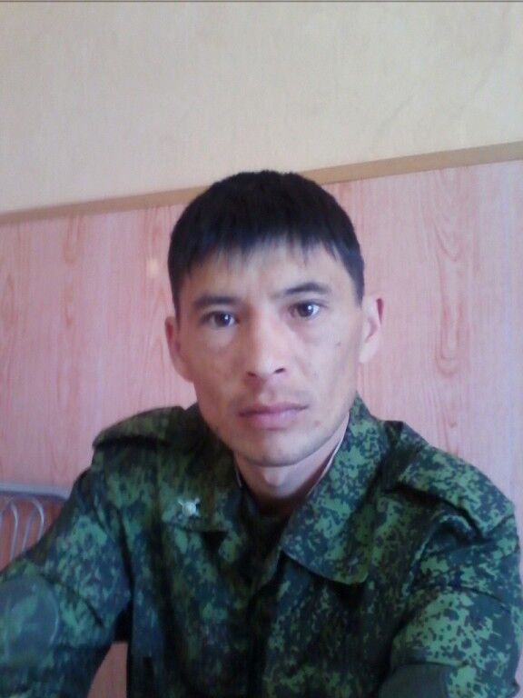  5294454  Almas, 38 ,    