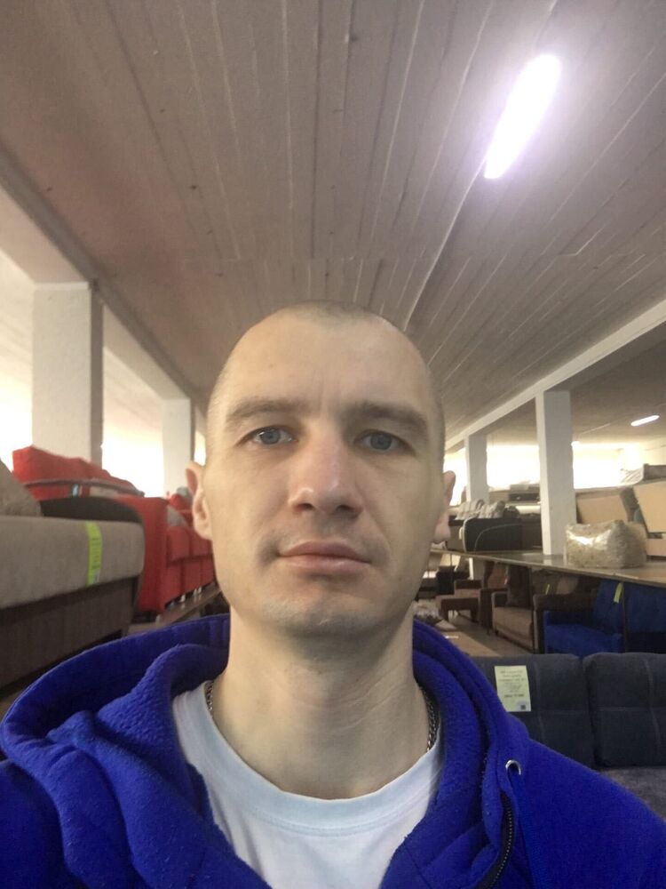 23349534  Oleg, 41 ,    -
