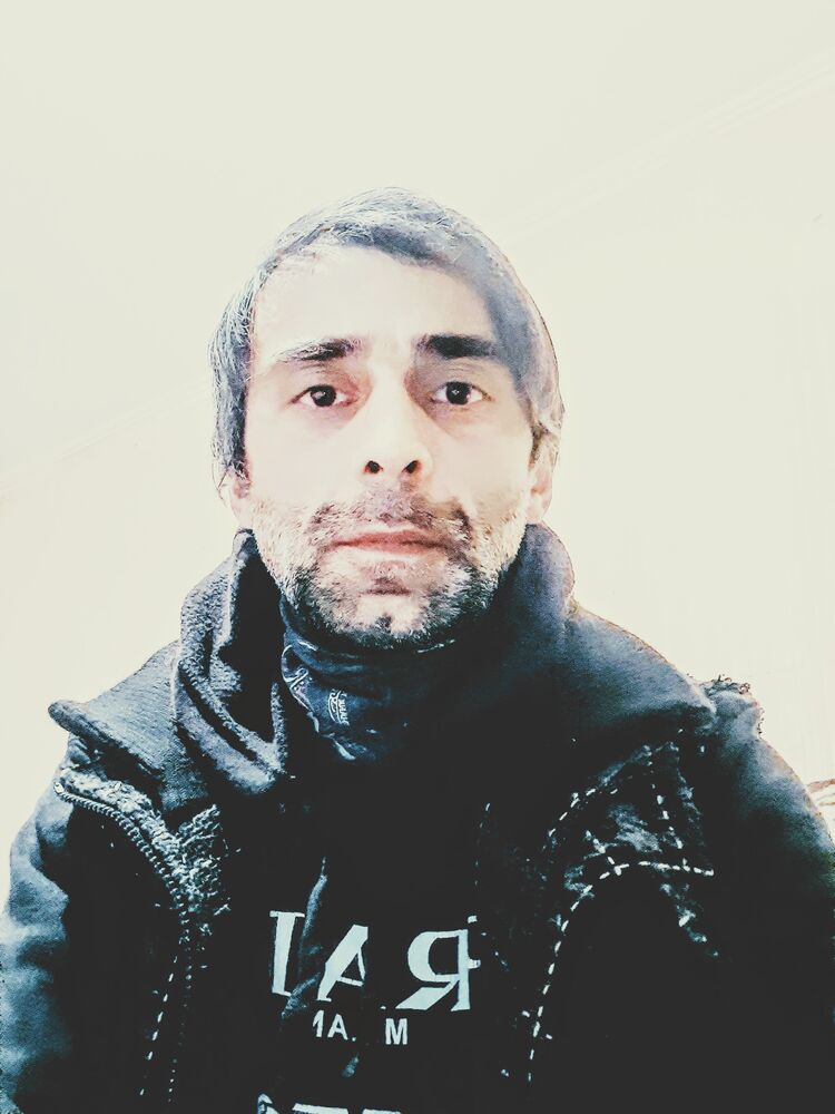  ,   Nika, 42 ,   ,   