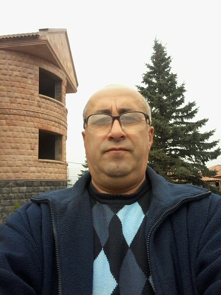  8799384  Vardan, 58 ,    