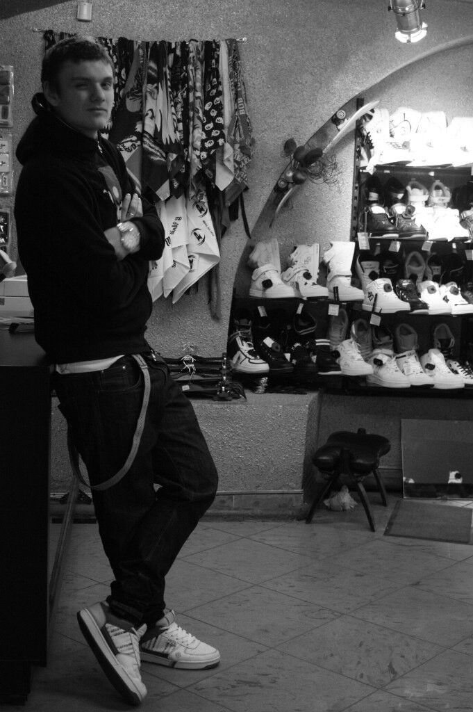  7012094  , 35 ,    -