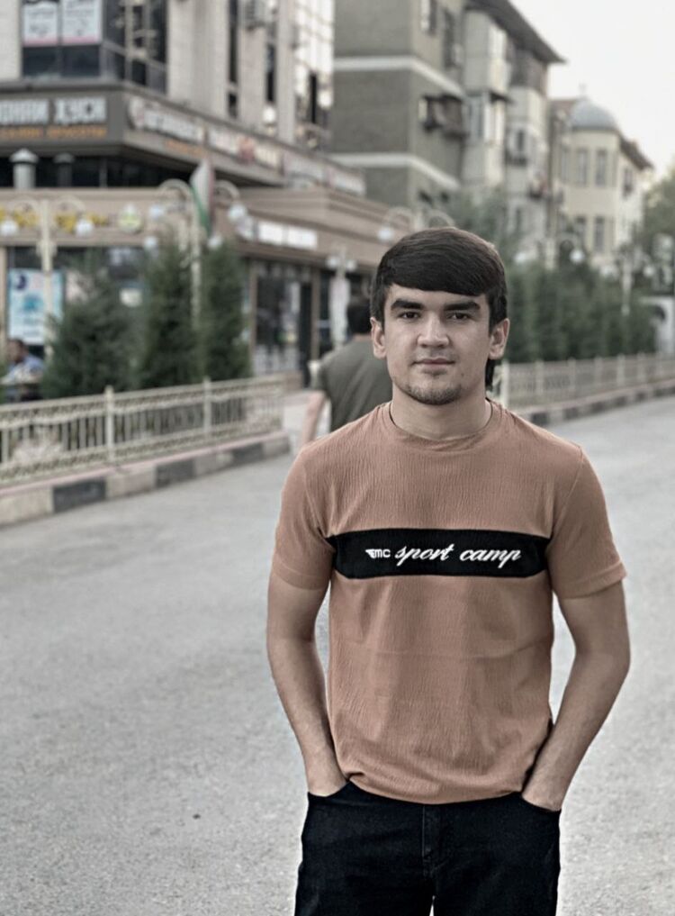 ,   Tomy, 20 ,   ,   