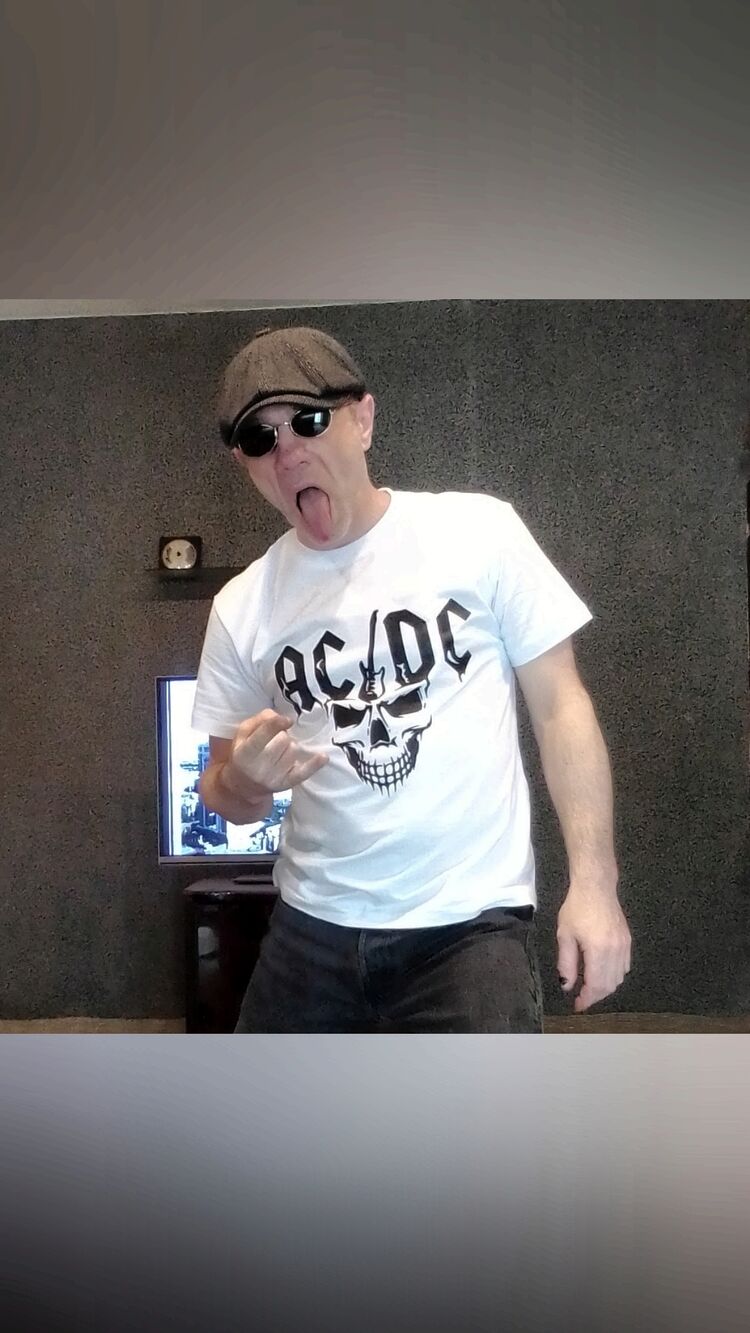  40347704  Andrey, 53 ,    