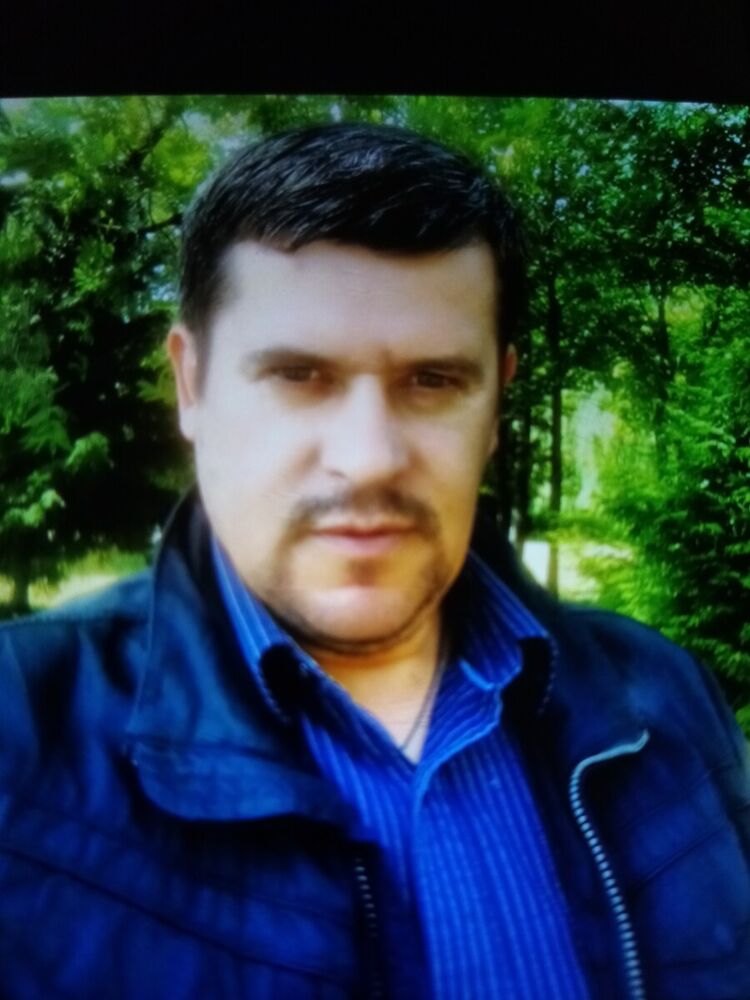  20533164  Dmitriy, 49 ,    