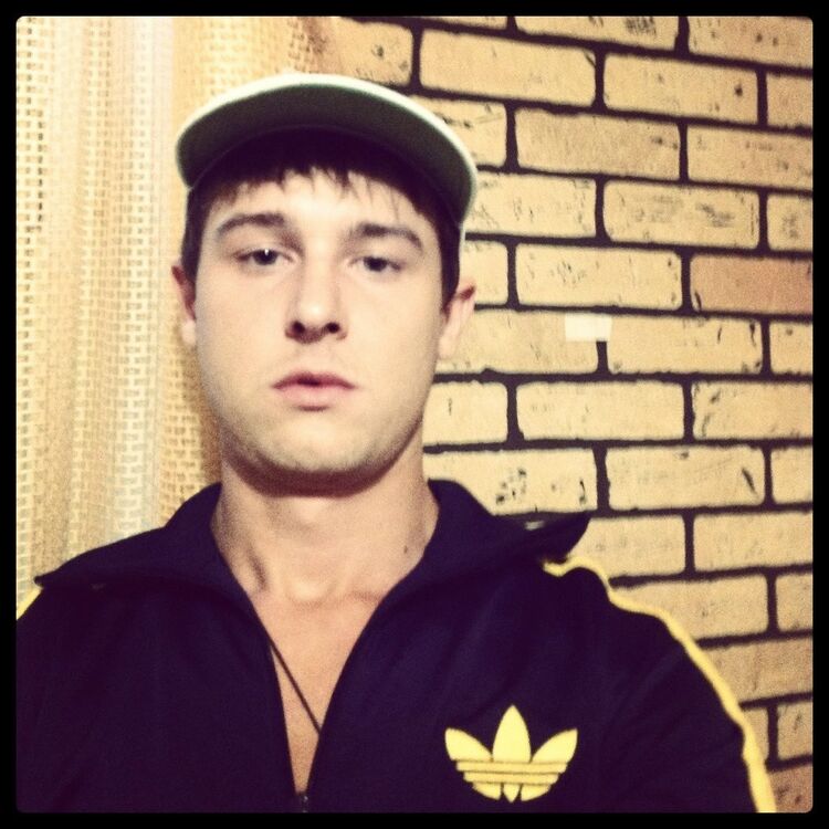  18669204  , 33 ,    --