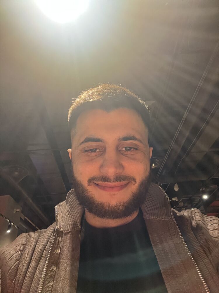  51326844  , 27 ,    