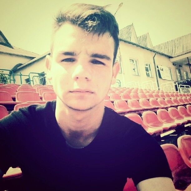  ,   Sandu, 28 ,   