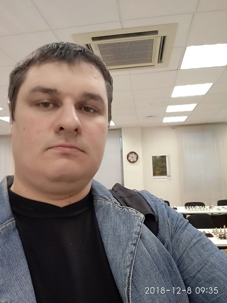  ,   Mikhail, 40 ,   ,   , c 