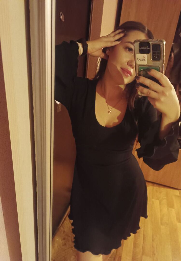  48797624  , 28 ,    