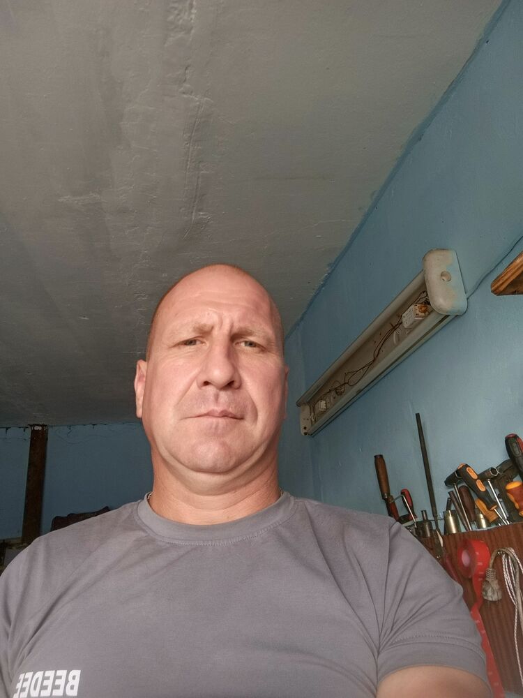  46015524  , 40 ,    
