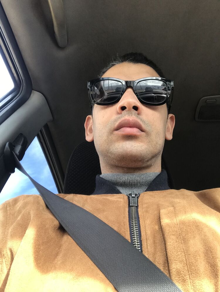  48437634  Adil, 40 ,    