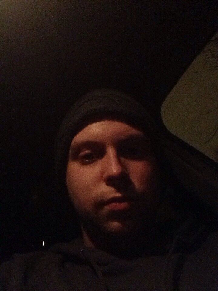  10400584  , 27 ,    