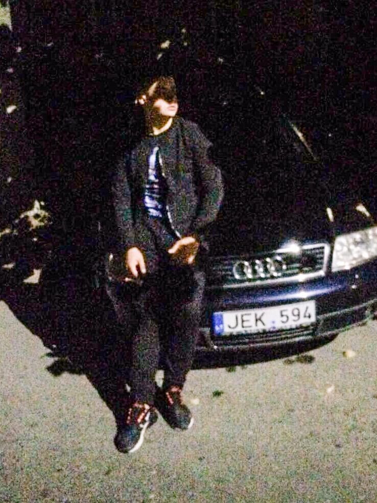  22180534  Dima, 30 ,    