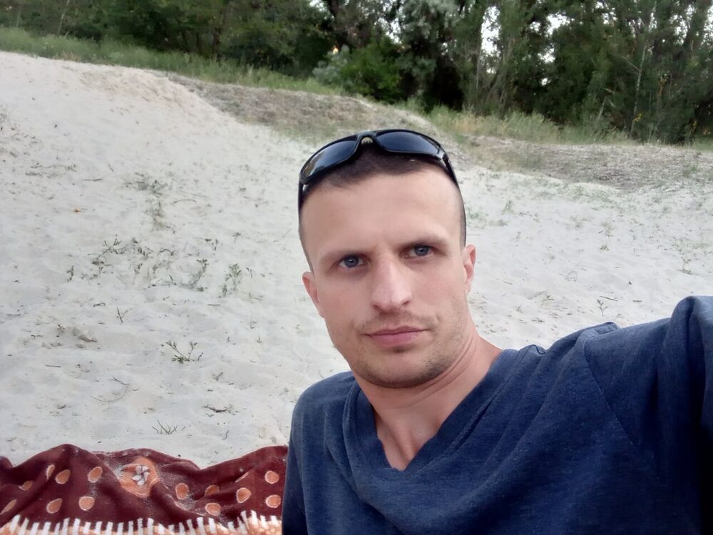  33986884  , 35 ,    