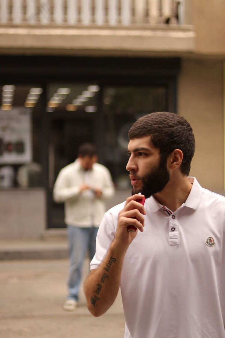  47334894  Ashot, 22 ,    