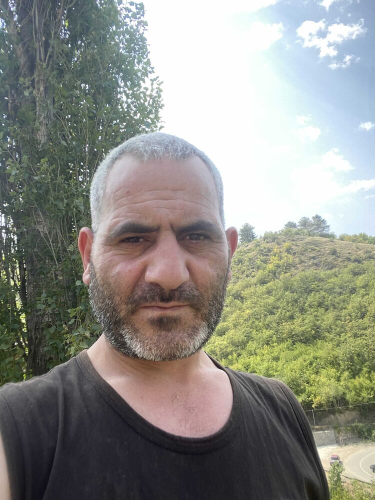  ,   Hovhannes, 39 ,   ,   , c 