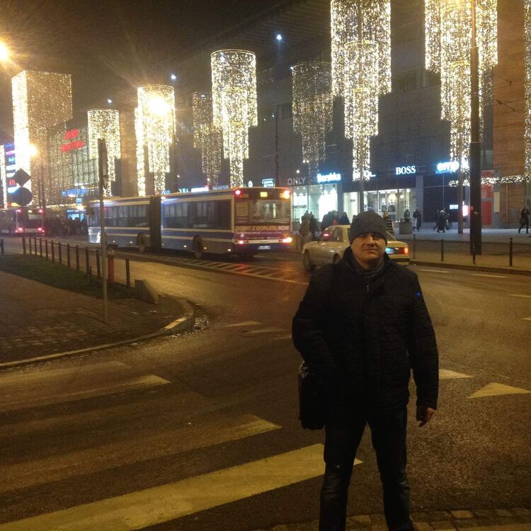  ,   Ruslan, 43 ,   ,   , c 