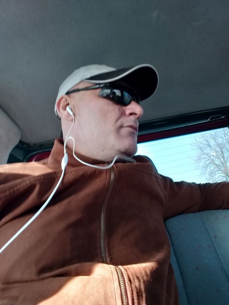  ,   David, 45 ,   ,   , c 