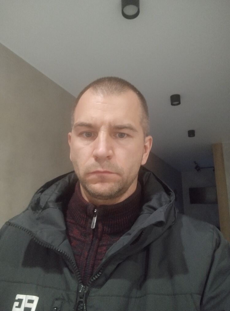  46623224  , 43 ,    