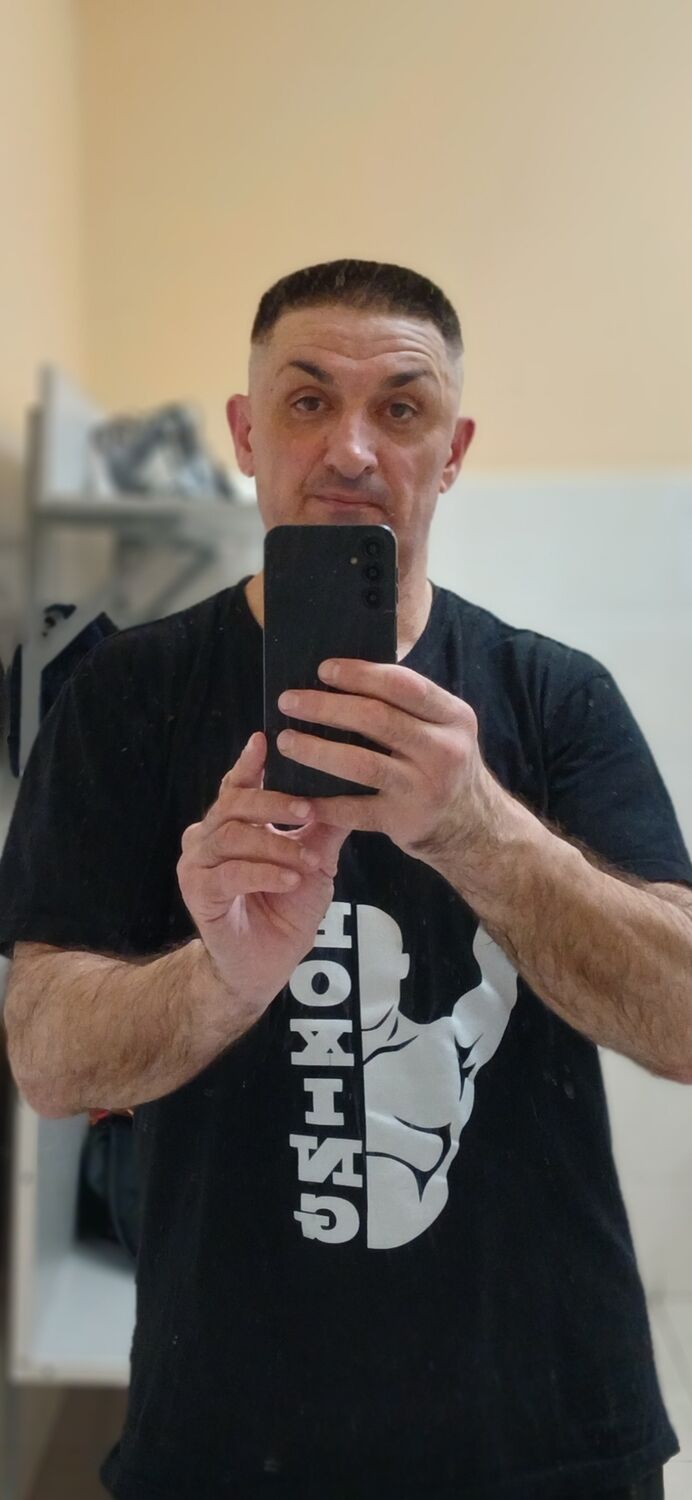  46818214  , 52 ,    