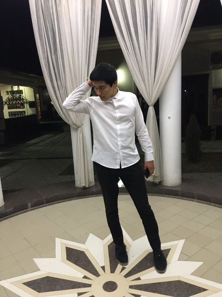  ,   Mirsharof, 28 ,  