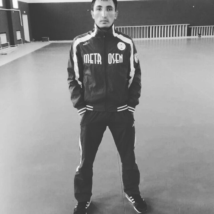  ,   Gulshanbek, 30 ,   